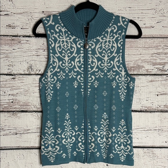 Icelandic Design Sweaters - Icelandic Design wool blend Nordic Fair isle sweater vest